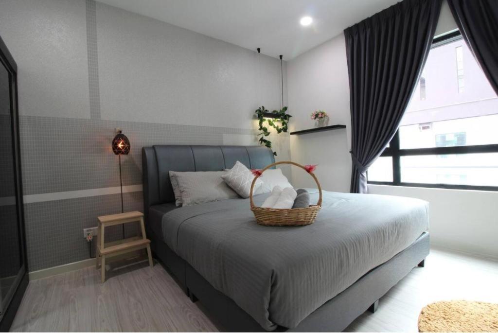 Suasana Apartment *